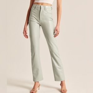 Vegan leather 90’s straight leg pants!